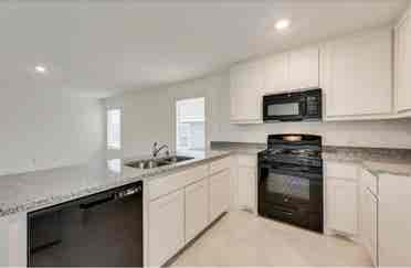 2 Private Rooms- All Bills Included