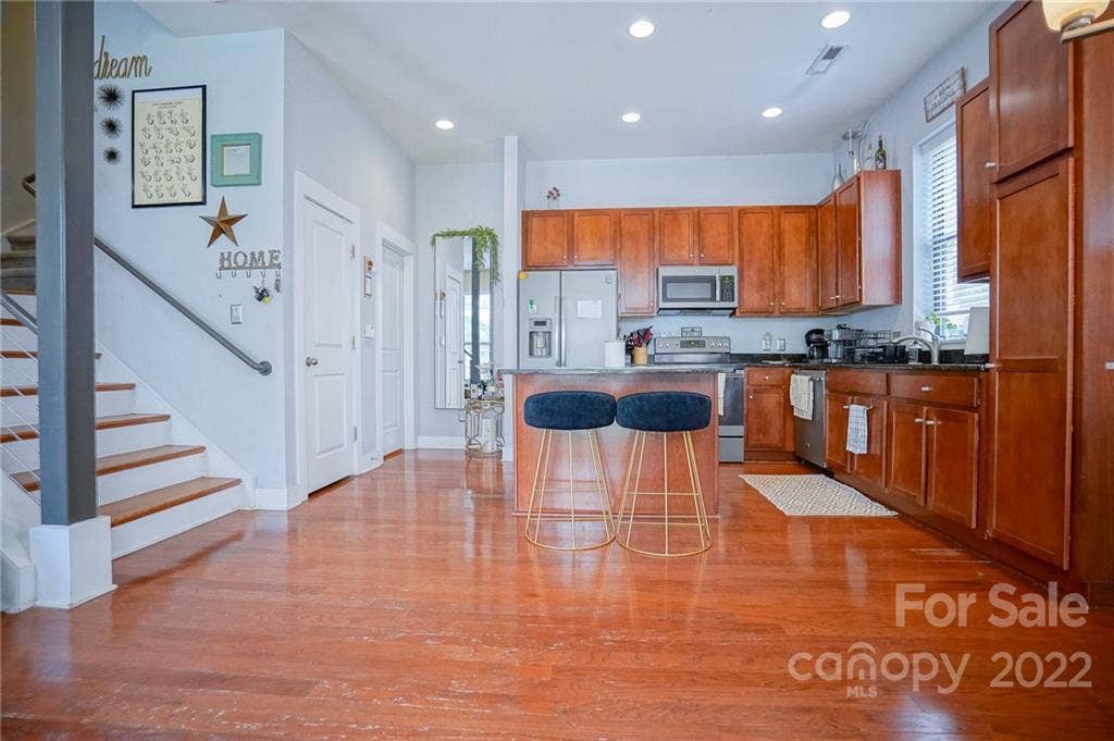 3 BR in Charlotte
