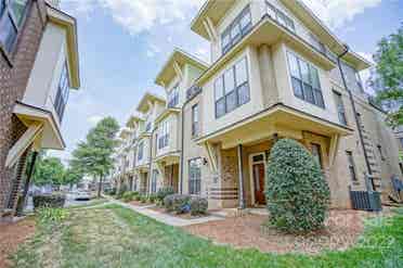 3 BR in Charlotte