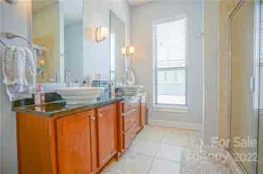 3 BR in Charlotte