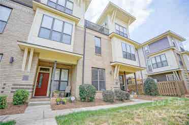 3 BR in Charlotte