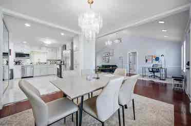 5 BR in Lilburn