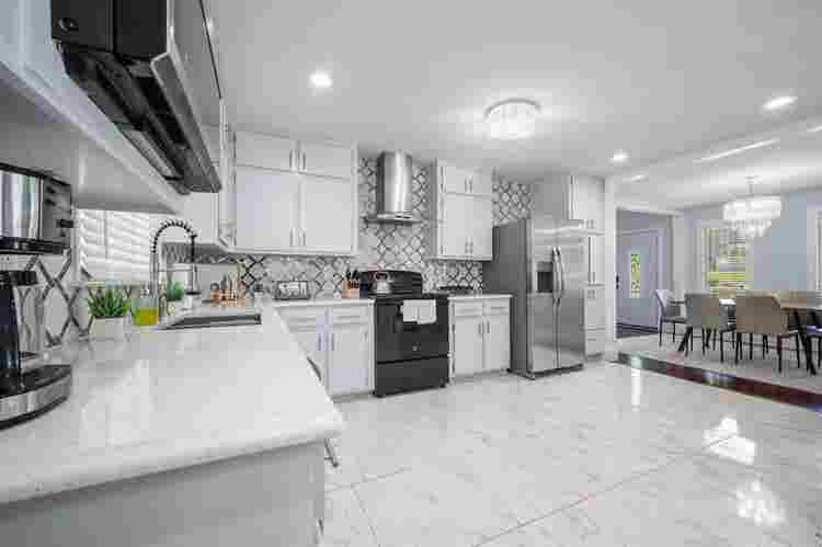 5 BR in Lilburn