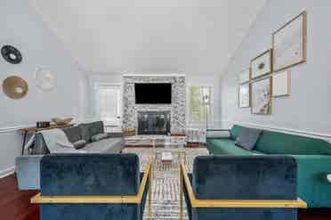 5 BR in Lilburn