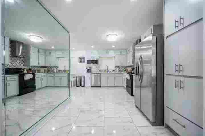 5 BR in Lilburn