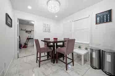 5 BR in Lilburn