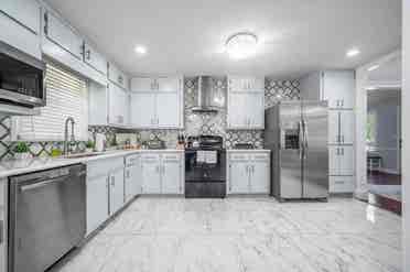 5 BR in Lilburn