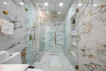 5 BR in Lilburn