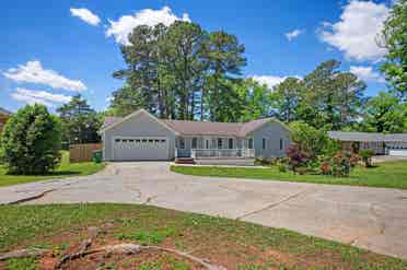 5 BR in Lilburn