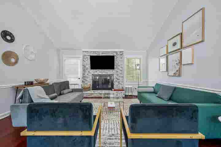 5 BR in Lilburn