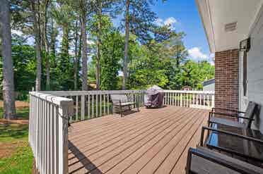 5 BR in Lilburn