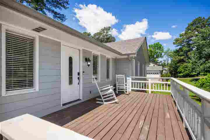 5 BR in Lilburn