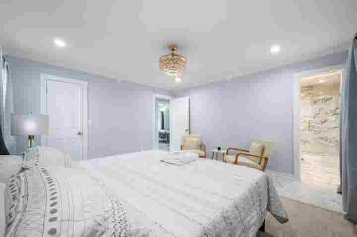 5 BR in Lilburn