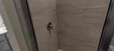 3 BR in Apex