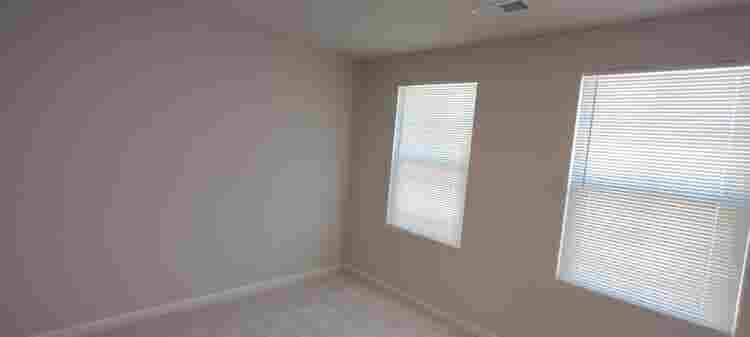 3 BR in Apex