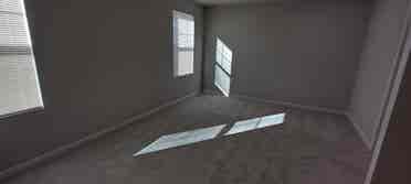 3 BR in Apex