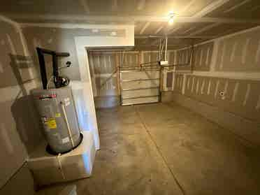3 BR in Apex
