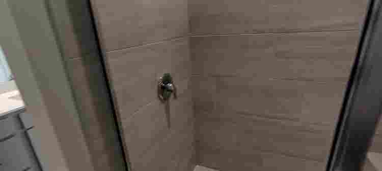 3 BR in Apex