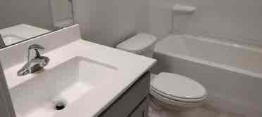 3 BR in Apex