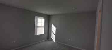 3 BR in Apex