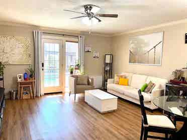 2 BR in Austin