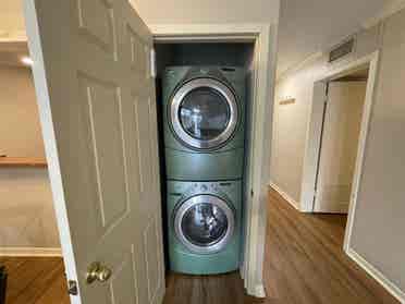 2 BR in Austin