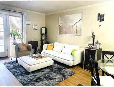 2 BR in Austin