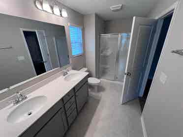 5 BR in Charlotte