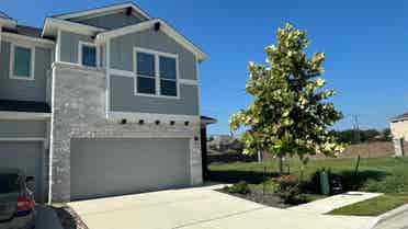 3 BR in Pflugerville