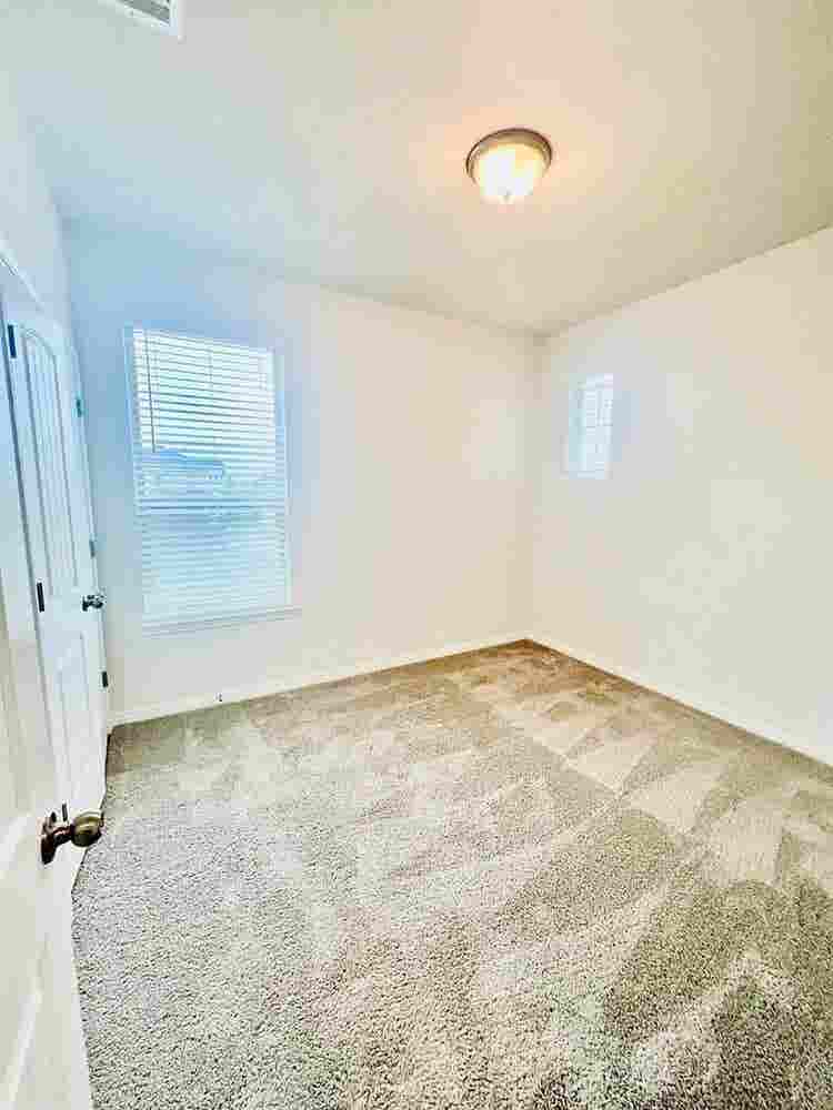 3 BR in Pflugerville