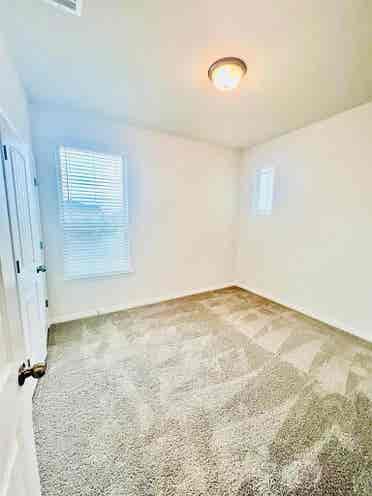 3 BR in Pflugerville