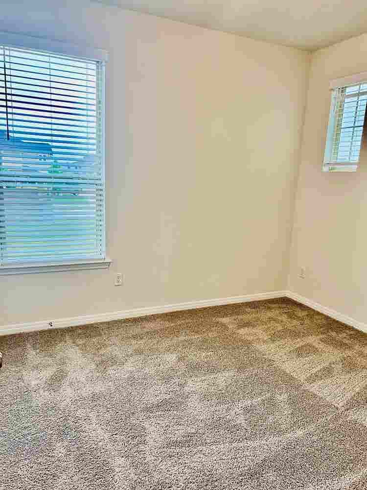 3 BR in Pflugerville