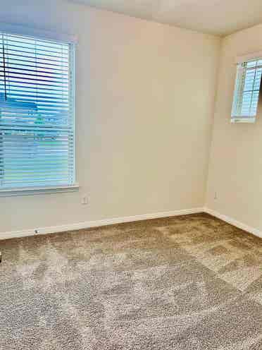 3 BR in Pflugerville