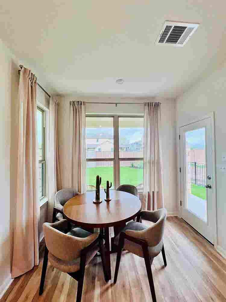 3 BR in Pflugerville