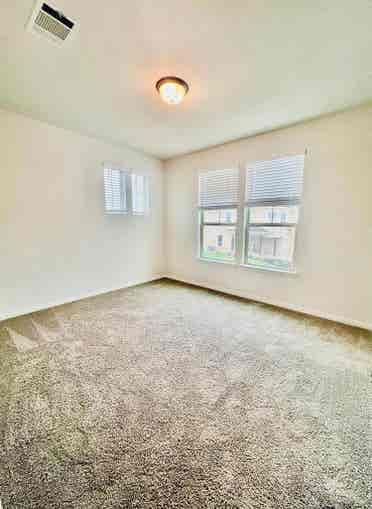 3 BR in Pflugerville