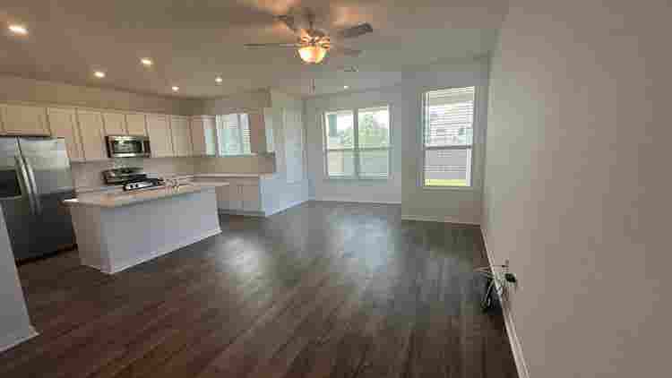 3 BR in Pflugerville