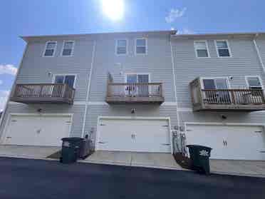 4 BR in Charlotte