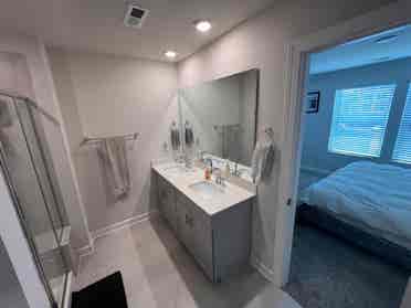 4 BR in Charlotte