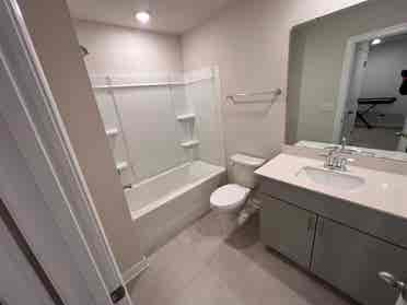 4 BR in Charlotte