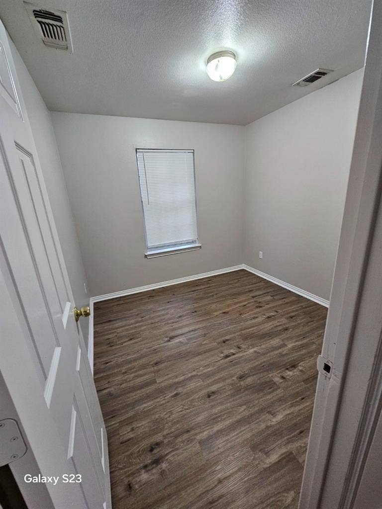 3 BR in Fort Worth