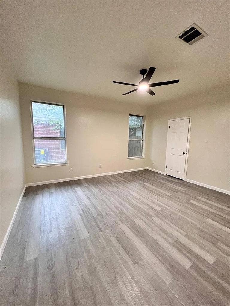 3 BR in Austin