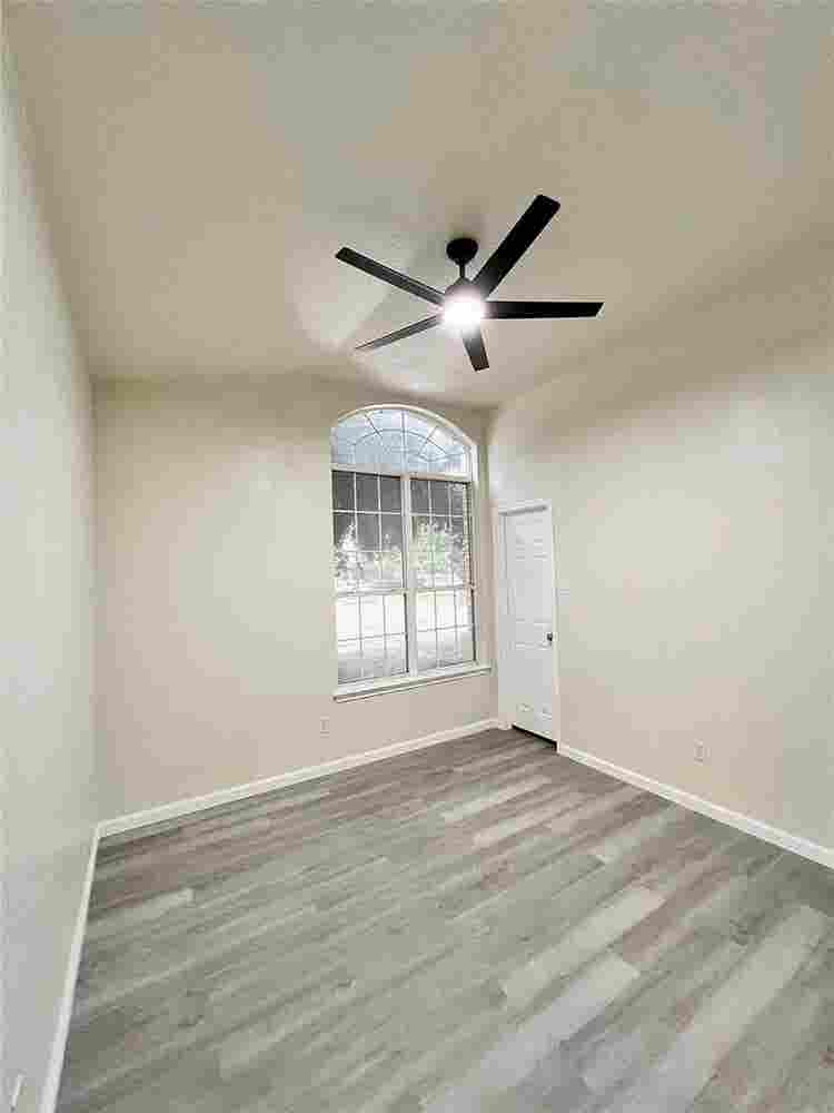 3 BR in Austin
