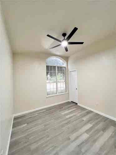 3 BR in Austin