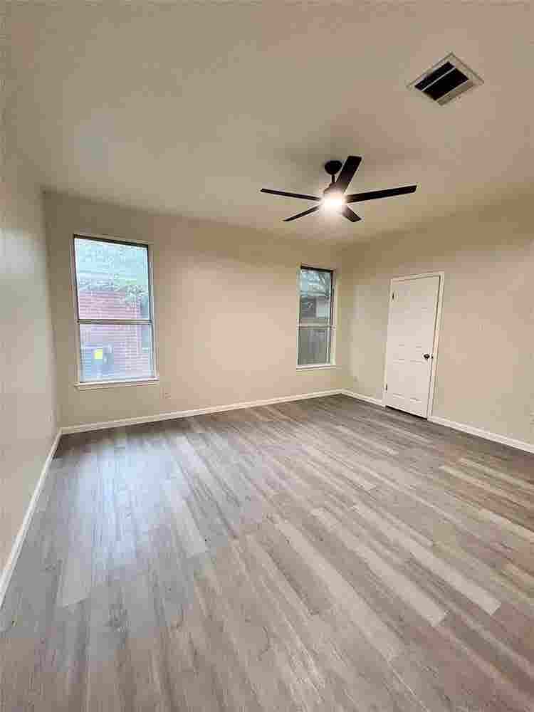 3 BR in Austin