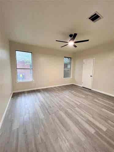 3 BR in Austin