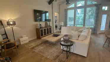 4 BR in Leander