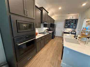 4 BR in Leander