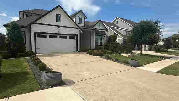 4 BR in Leander
