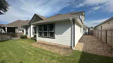 4 BR in Leander