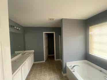 4 BR in Fairburn